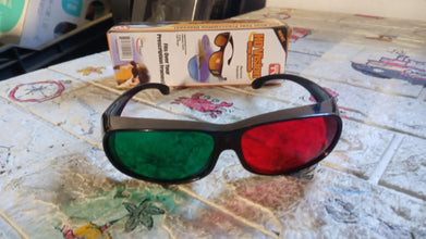 Stylish UV-Protected Sunglasses for All-Day Comfort – Perfect for Any Light! (1 Pc)